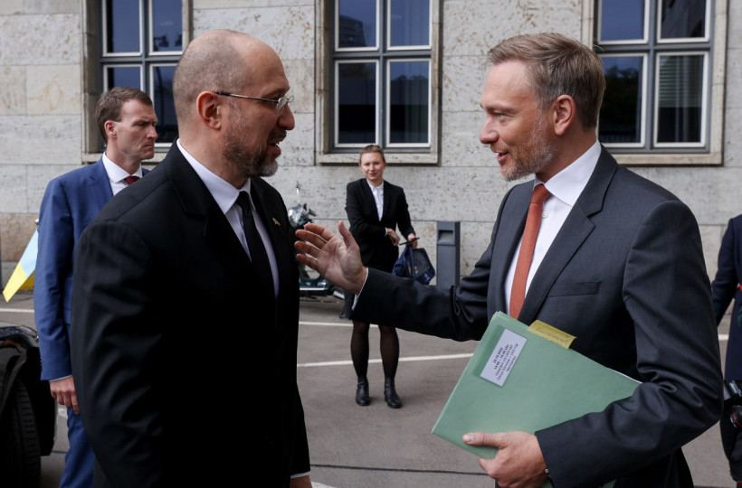 Шмыгаль во время встречи в Берлине с Линднером призвал исключить россию из FATF