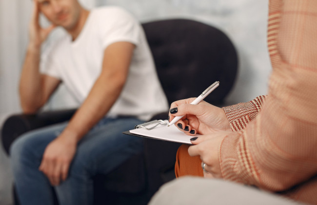 В українських лікарнях офіційно з’являться клінічні психологи та психотерапевти