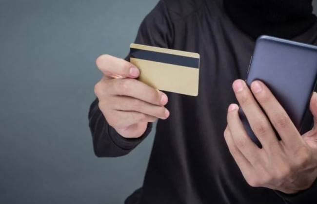 Продавали несуществующее горючее: сообщено о подозрении двум мошенникам