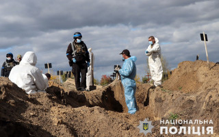 На щойно звільнених територіях ексгумували близько тисячі тіл загиблих – Мінреінтеграції