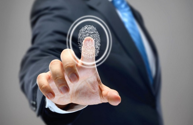 В Украине могут обязать иностранцев сдавать отпечатки пальцев в случае административного задержания - законопроект