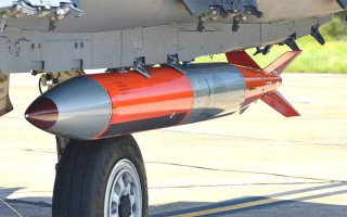 Тактические ядерные бомбы B61-12 США разместят в Европе уже в декабре, — Politico