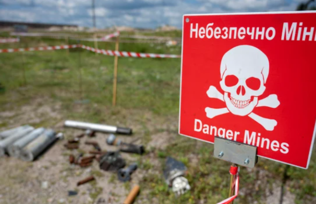 Как безопасно передвигаться по освобожденным территориям: украинцам дали советы