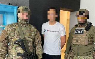 За $45 000 обіцяв «вирішити» земельне питання: на Київщині затримали депутата