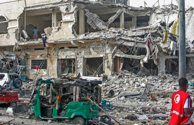 В столице Сомали произошли теракты: погибли более 100 человек