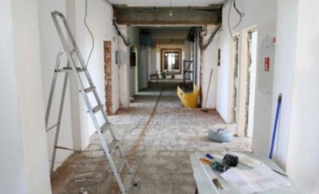 Завладел миллионами гривен во время ремонта роддома: в Киевской области будут судить подрядчика