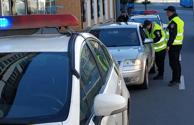 Для того, щоб вимагати від водія пройти огляд на стан сп’яніння, поліція має довести законність його зупинки: позиція суду