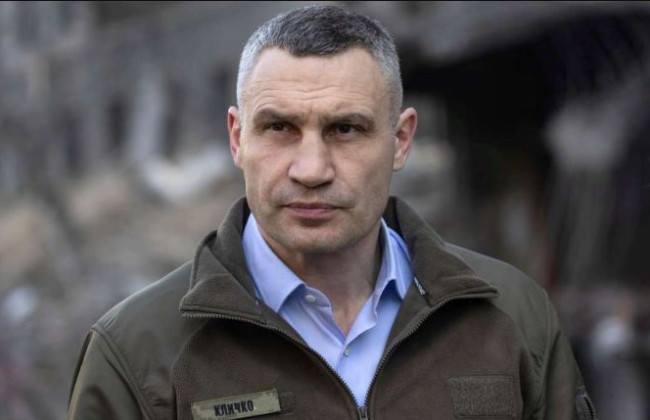 Кличко повідомив про «приліт» в об’єкти критичної інфраструктури: частина Києва без світла та води