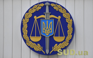 Прокурор консультував підозрюваного, який не довіряв своїм адвокатам, але отримав лише проблеми