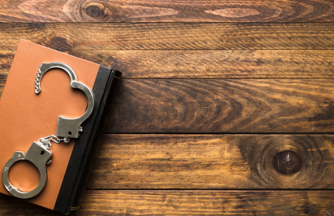 В Хмельницкой области суд признал виновной 27-летнюю женщину в убийстве иностранца и приговорил к восьми годам тюрьмы