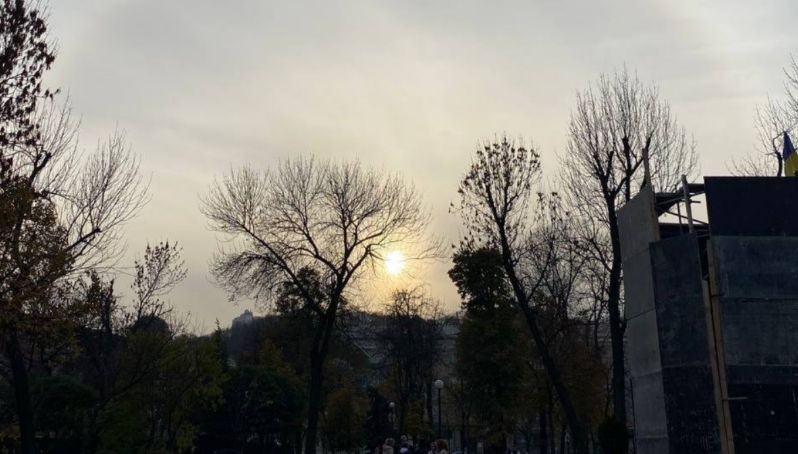 В небе над Киевом заметили уникальное природное явление: фото и видео