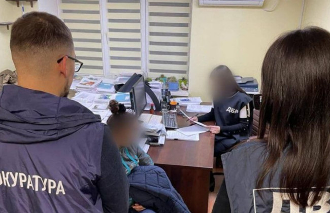 Погодилась будувати окупаційну правоохоронному систему: експоліцейську підозрюють у колабораціонізмі