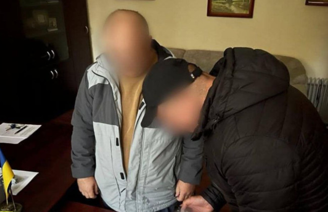 Допомагав окупантам розкрадати ліс: викрили службовця лісгоспу