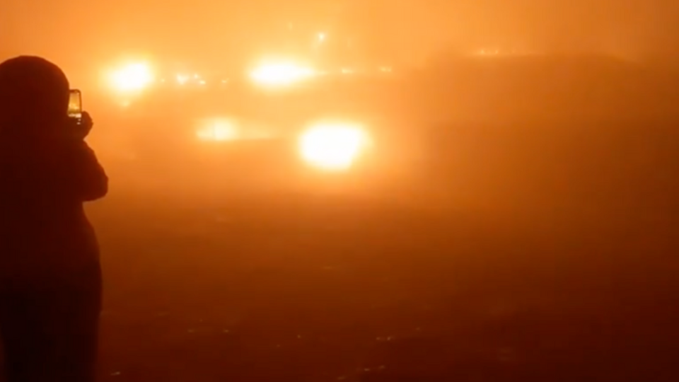 В Крыму на горе Ай-Петри вспыхнул пожар: видео