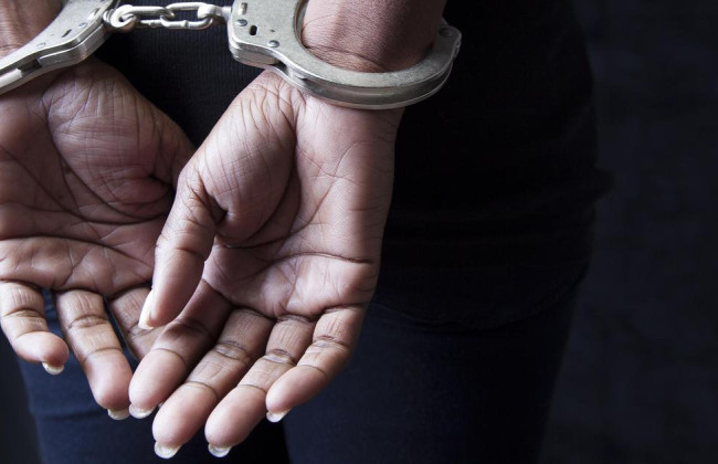 Винничанка пыталась продать через Интернет гумпомощь на 600 тысяч гривен