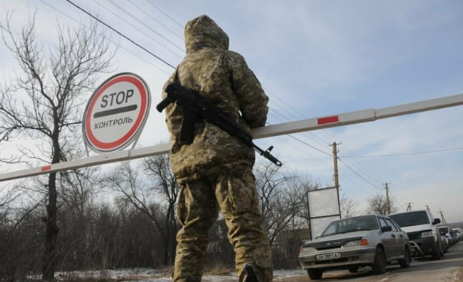 На Буковине уклонисты попались на подделке штампов консульства Украины в Сан-Франциско