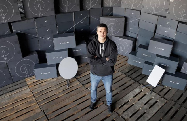 Украина получила более 1500 Starlink от Польши