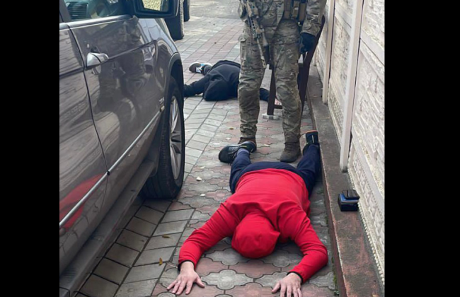 €8 000 за незаконное пересечение границы: разоблачена схема переправки призывников в Молдову