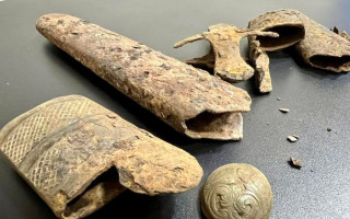 Історичну зброю намагалися незаконно вивезти з України, фото