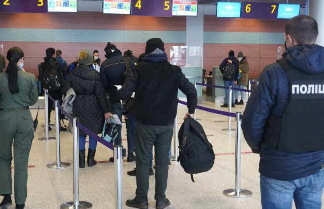 Рада планує спростити процедуру примусового видворення з України нелегалів