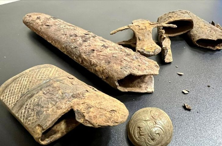 Историческое оружие пытались незаконно вывезти из Украины, фото
