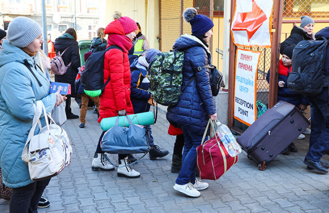 Болгария не будет переселять украинских беженцев из отелей в базы отдыха