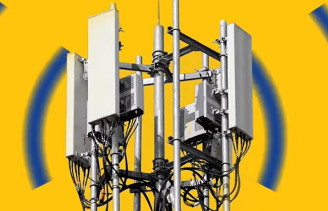 Коли у Херсоні відновлять мобільний зв'язок: оператори відповіли