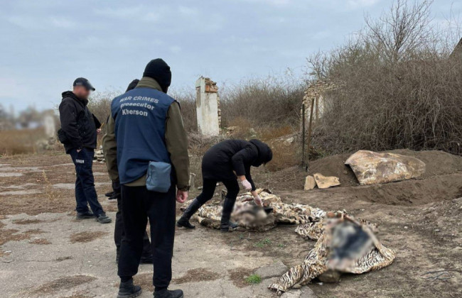 На деоккупированной Херсонщине обнаружили тела супругов-фермеров, которых убили оккупанты в их же подвале