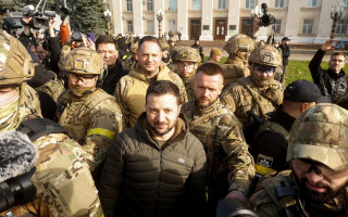 Зеленський приїхав у звільнений Херсон: з’явилися фото та відео