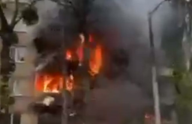 Кирило Тимошенко показав результати влучання ворожої ракети у житлові будинки у Києві, відео