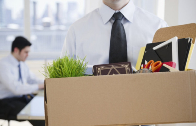 Увольнение работника по переводу и выплата компенсации: что с единой отчетностью