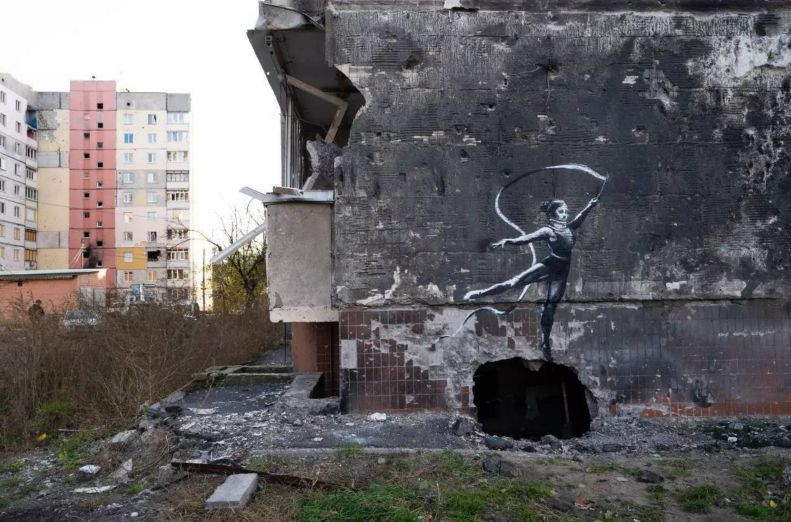 Художник-аноним Бэнкси подтвердил создание семи граффити в Украине: фото