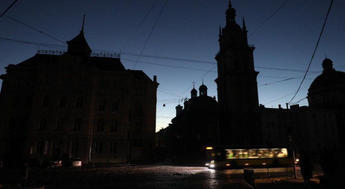 У Львові майже повністю відновили електропостачання, — Садовий