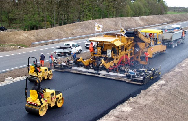 Государственному агентству автомобильных дорог выделили 360,7 млн грн на строительство дорог западного региона