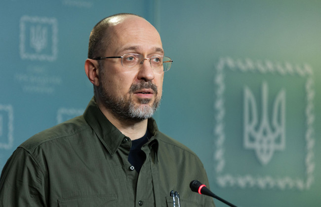 Почти половина энергосистемы Украины выведена из строя в результате ракетных ударов, — Шмыгаль