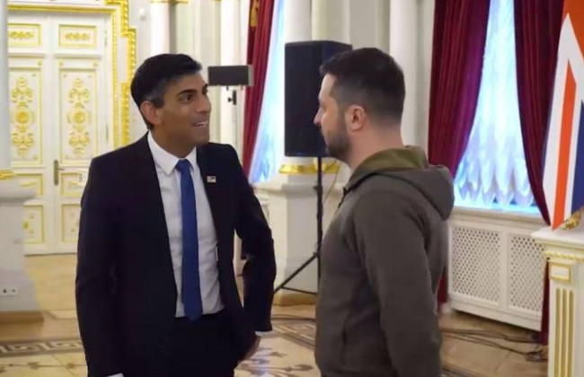 Риши Сунак объявил новый пакет военной помощи Украине: что обещает Британия