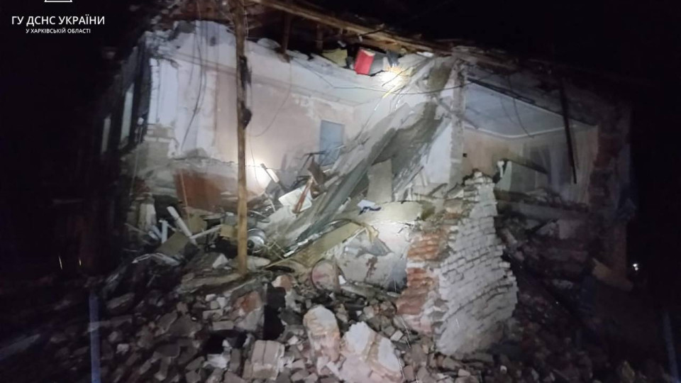 Войска РФ обстреляли дом в Харьковской области: есть погибшая и пострадавшие, фото