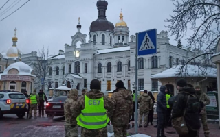 СБУ проводить обшуки у Києво-Печерській Лаврі, — ЗМІ