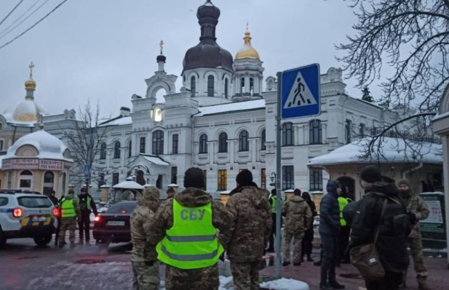 СБУ проводит обыски в Киево-Печерской Лавре, — СМИ