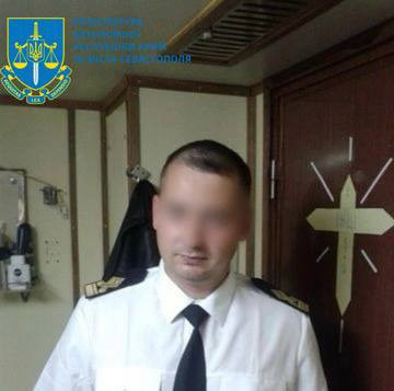 Незаконне перевезення українського зерна через окупований Крим: повідомили про підозру капітану російського судна