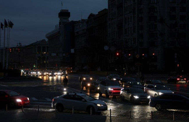 В Киеве после взрыва начались экстренные отключения света