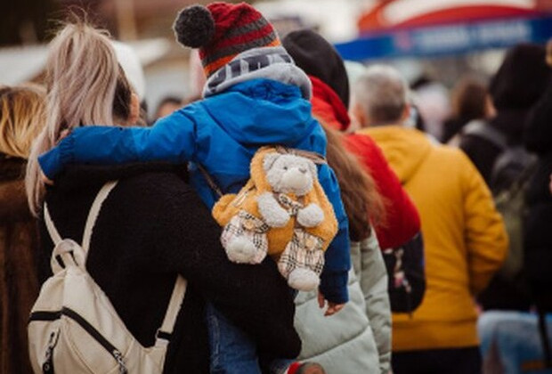 Десять онлайн-помічників для внутрішньо переміщених осіб