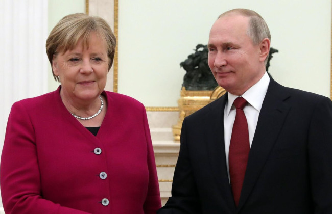 Меркель заявила, що вторгнення Путіна в Україну не стало для неї несподіванкою