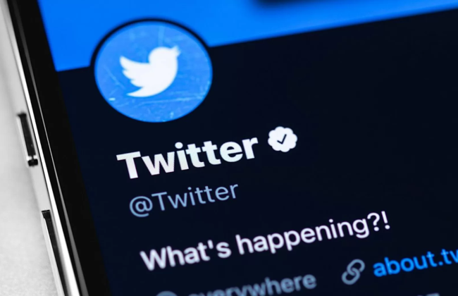 Галочки верифікації у Twitter стануть кольоровими: що відомо