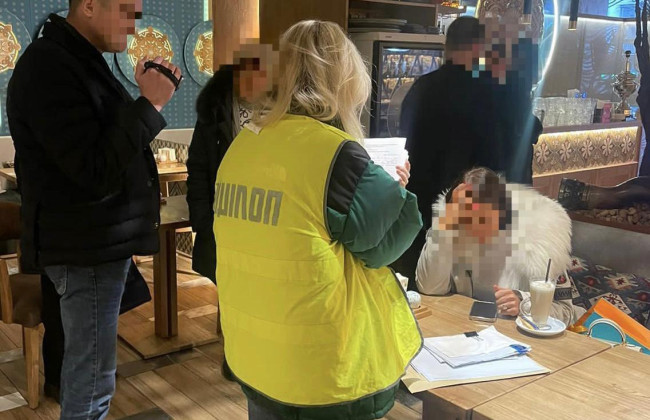 $5 000 за незаконное пересечение границы через систему «Путь»: задержан руководитель туристического агентства