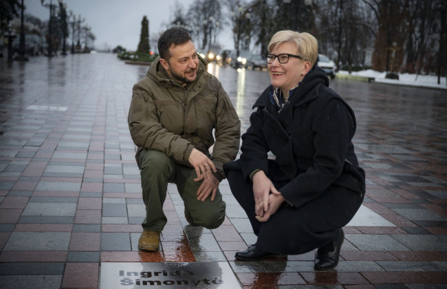 На Алеї сміливості у Києві відкрили табличку з ім’ям прем’єр-міністра Інгріди Шимоніте