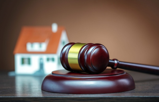 ВП ВС визначилася, що є ефективним способом захисту права власника, коли його нерухоме майно безпідставно знаходиться у користуванні іншої особи