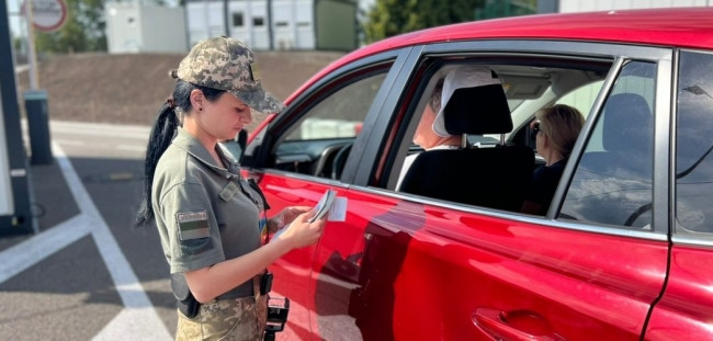 В Україні запрацює Е-черга на кордоні: названо терміни