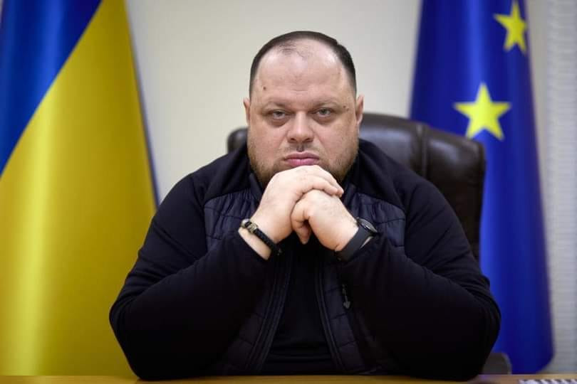 Стефанчук: Около 10 нардепов покинули Украину, ожидаем сейчас каких-то потенциальных решений по лишению мандата этих народных депутатов
