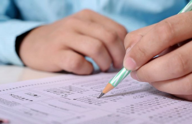 Раде предлагают продолжить освобождение выпускников школ от ВНО на 2023 год